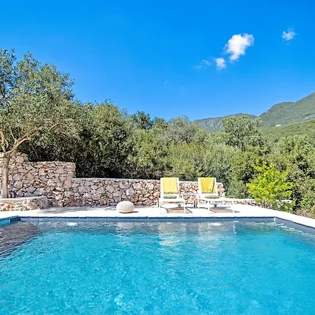 Aphrodite's Maisonette On Corfu Island Lägenhet *