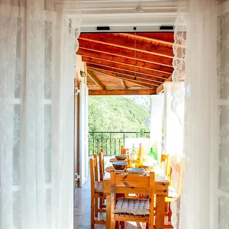 Aphrodite's Maisonette On Corfu Island Апартаменты