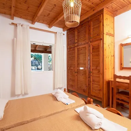 Aphrodite's Maisonette On Corfu Island * Μπαρμπάτι