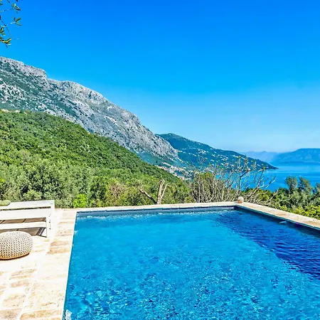 Aphrodite's Maisonette On Corfu Island דירה בארבאטי