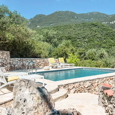 Aphrodite's Maisonette On Corfu Island 아파트 *