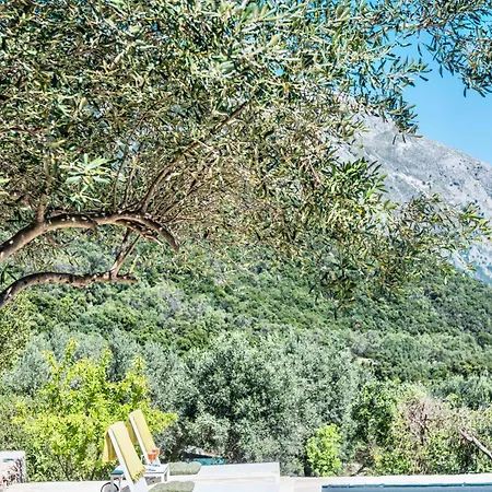 Апартаменты Aphrodite's Maisonette On Corfu Island Барбати